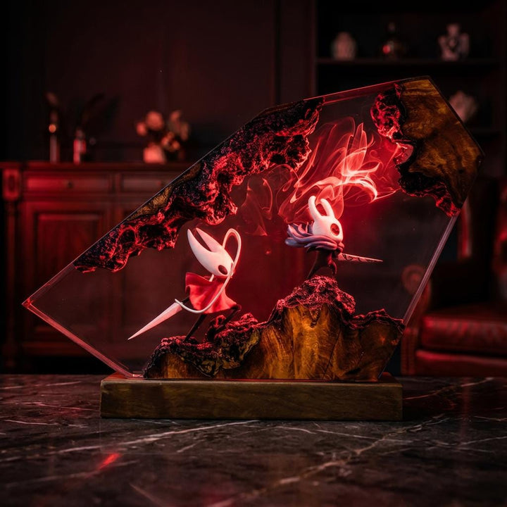 Hollow Knight Resin Lamp – Knight vs Hornet Diorama Epoxy Night Light, Indie Game Handmade Wood Art, LED Remote Gaming Gift For Him