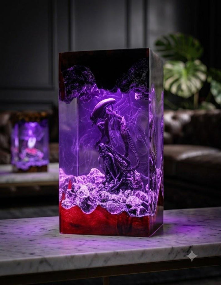 Alien Xenomorph Resin Lamp – Horror Sci-Fi Skull Cave Epoxy Night Light Tower, Handmade Wood Resin Art, Horror Gift For Him